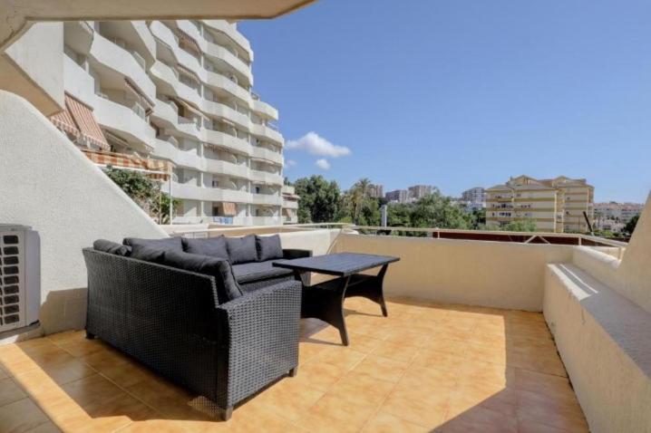 El Estudio De La Playa Benalbeach 324 Gran Terraza Vistas Al Mar Benalmádena Εξωτερικό φωτογραφία