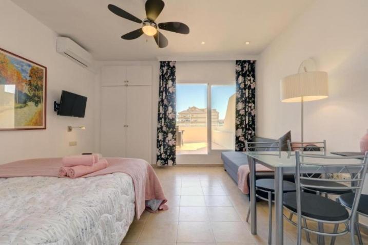 El Estudio De La Playa Benalbeach 324 Gran Terraza Vistas Al Mar Benalmádena Εξωτερικό φωτογραφία
